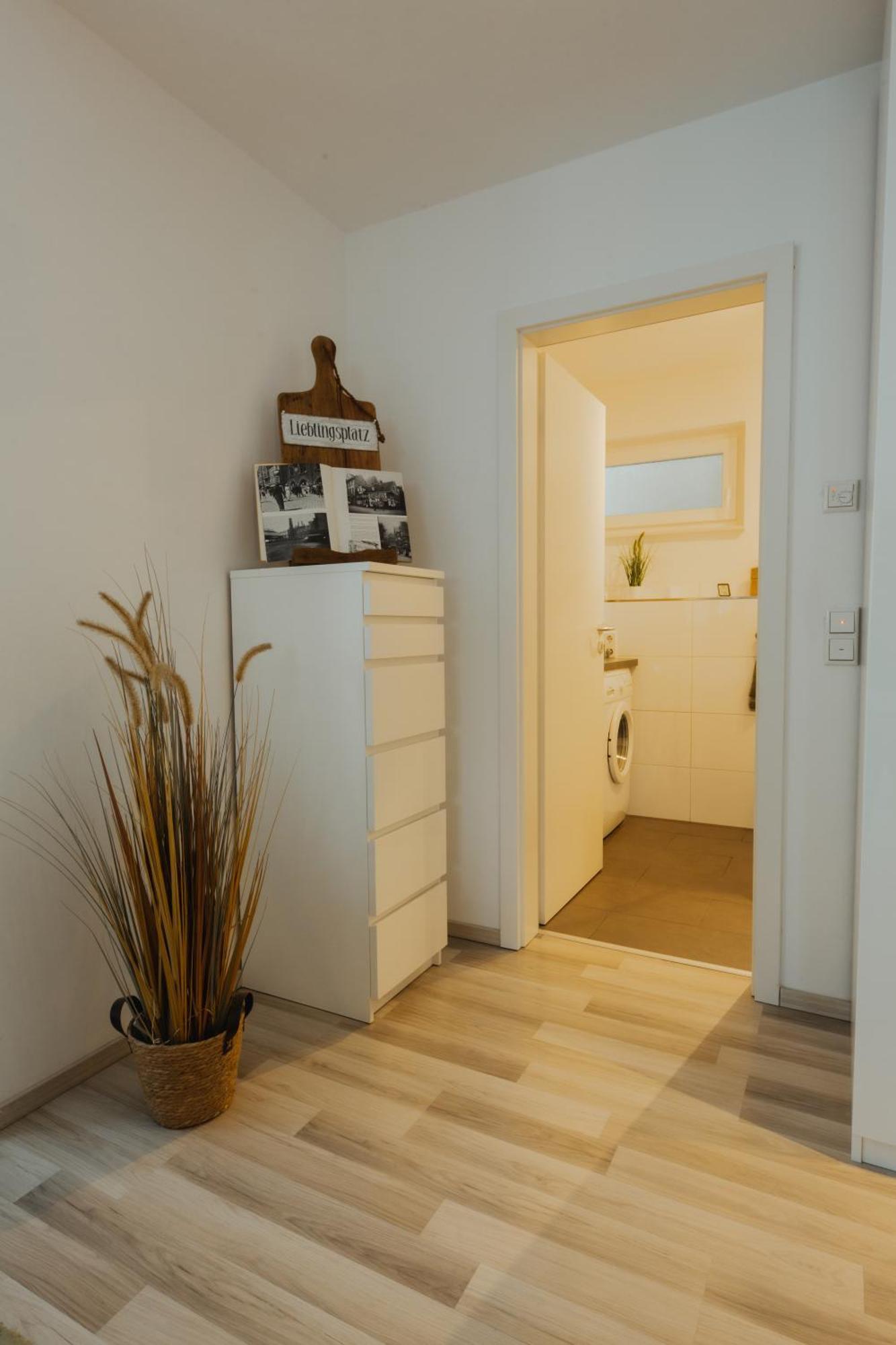 40Qm Wohlfuehl-Apartment Im Gruenen Mit Sorglospaket Вупперталь Екстер'єр фото