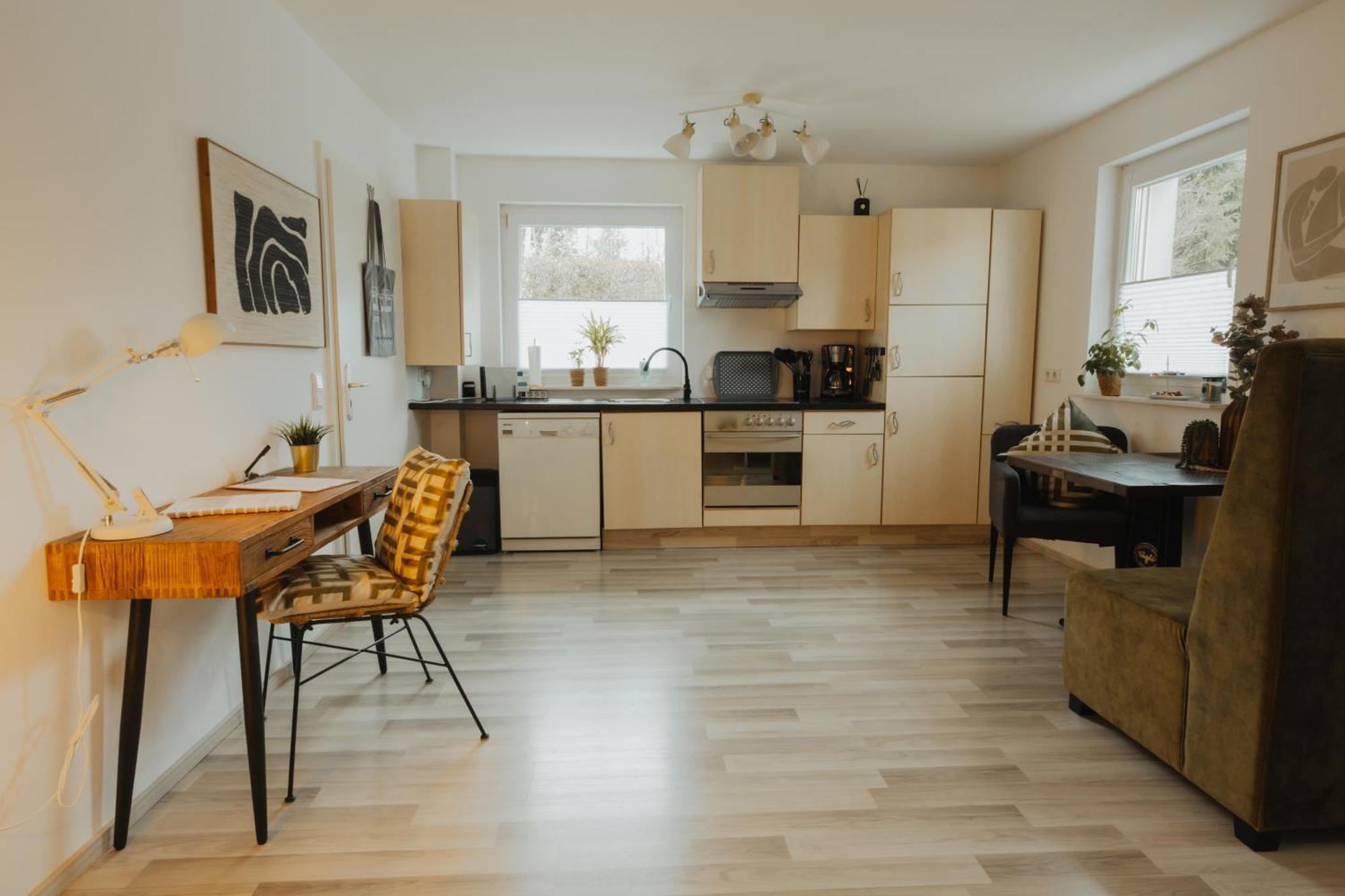 40Qm Wohlfuehl-Apartment Im Gruenen Mit Sorglospaket Вупперталь Екстер'єр фото